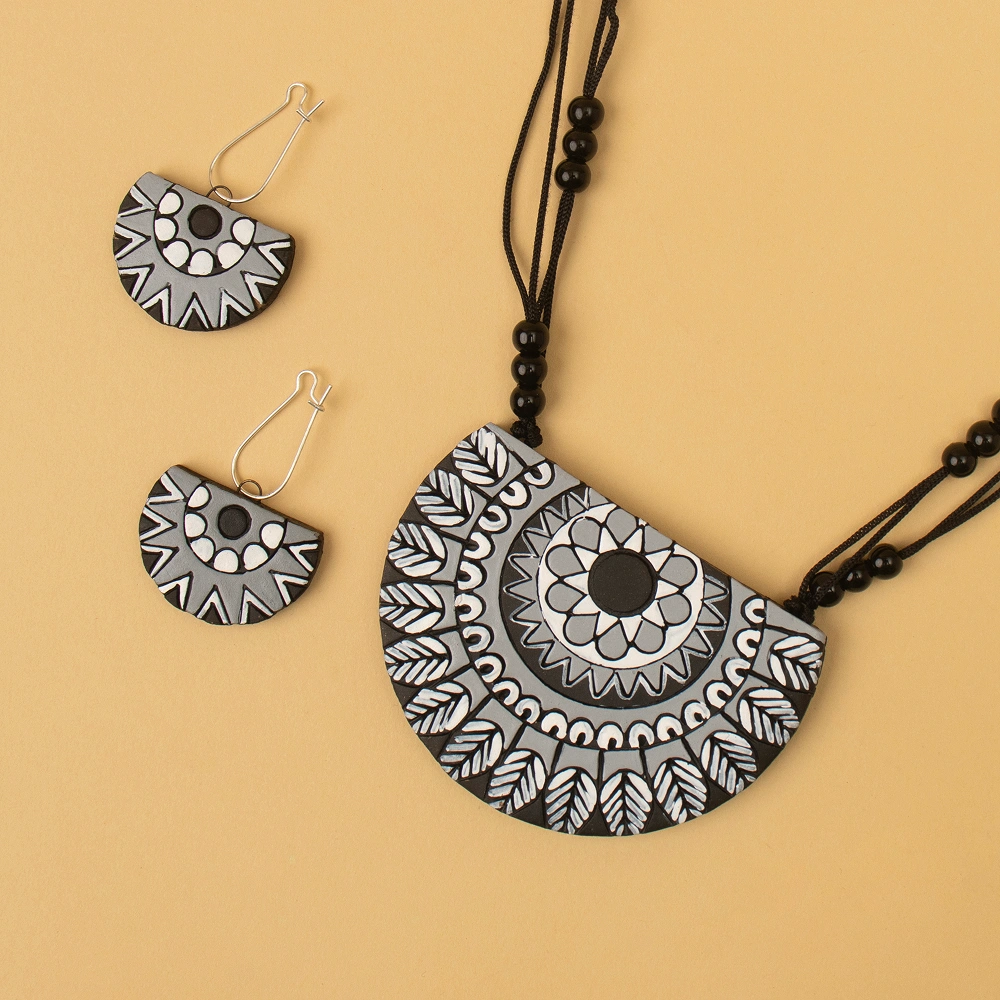 Black Pearl Terracotta Jewellery Set – Handmade Elegance Online