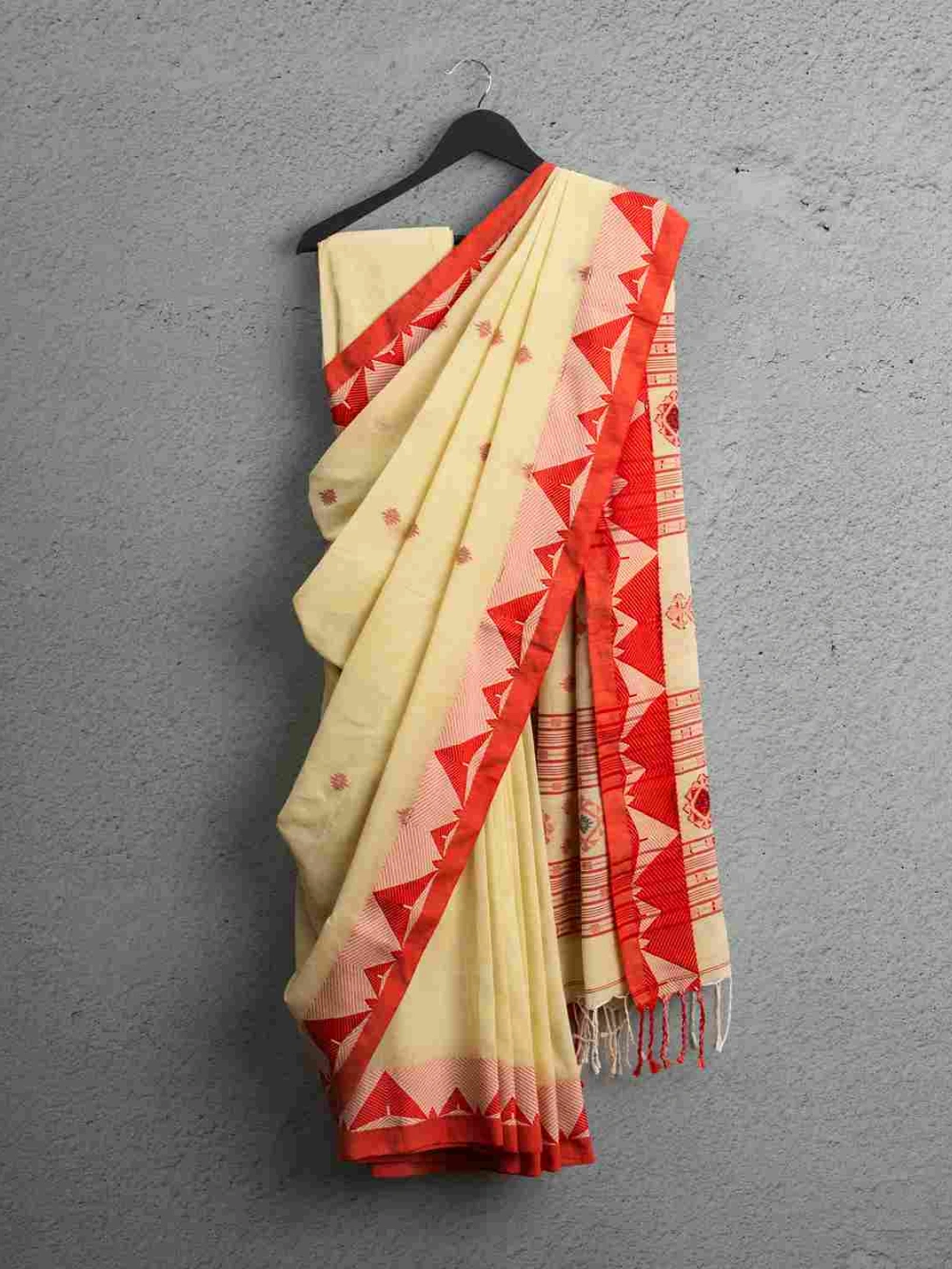 Cotton Saree – Sunrise Bloom