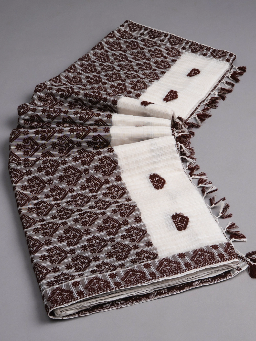 Gadi Diya Saree – Mocha Whisper-1