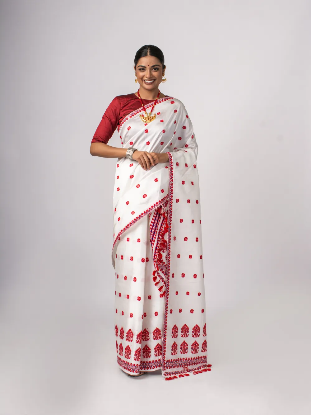 Assam Mulberry Silk (Pat) Sador Mekhela – Classic White